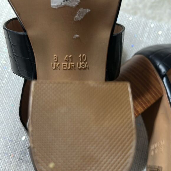 PRIMARK Black Pebbled Leather Gold Tone Buckle Brown Stacked Block Heel Sandals - Picture 10 of 12